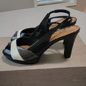 Women's Black and White Heels
